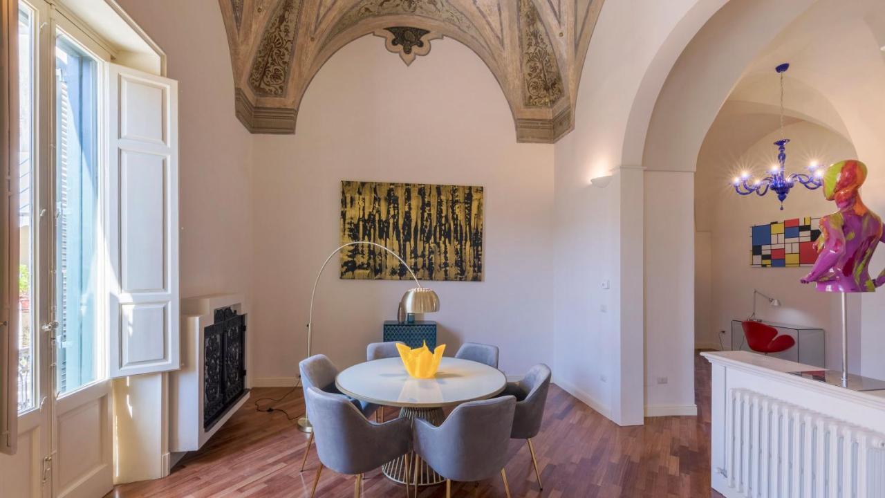 Palazzo Acquaviva - Il Giardino Sospeso Apartment Лече Екстериор снимка
